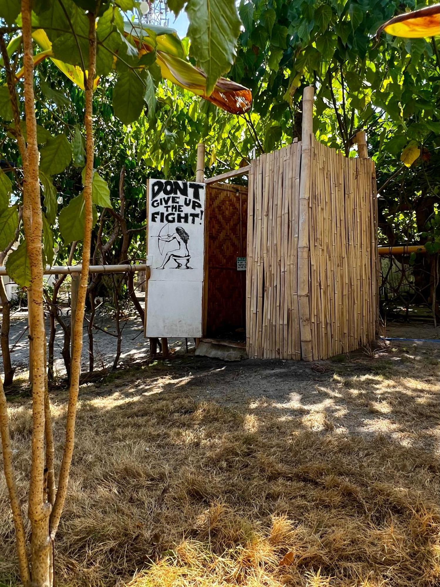 Tribal Huts Community Hostel Daanbantayan Exterior foto