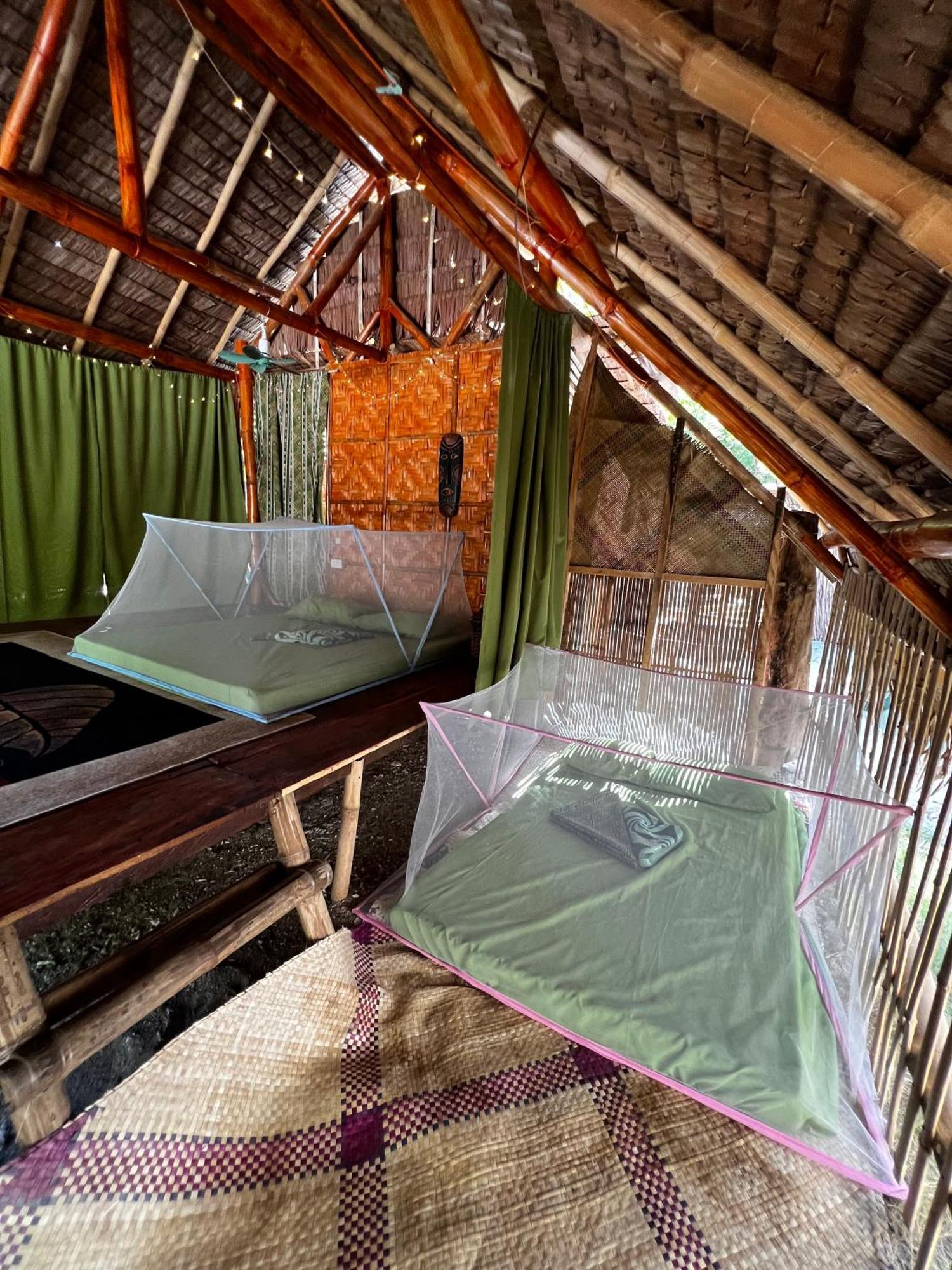 Tribal Huts Community Hostel Daanbantayan Exterior foto